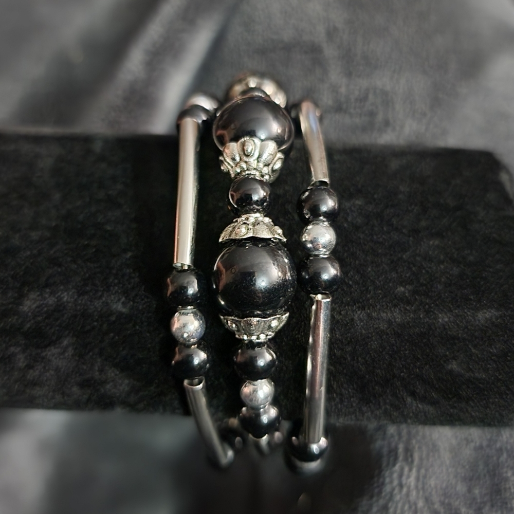 Silver Black Beaded Easy Slip on Key Charms Bead Bangle Layered Wrap Bracelet
